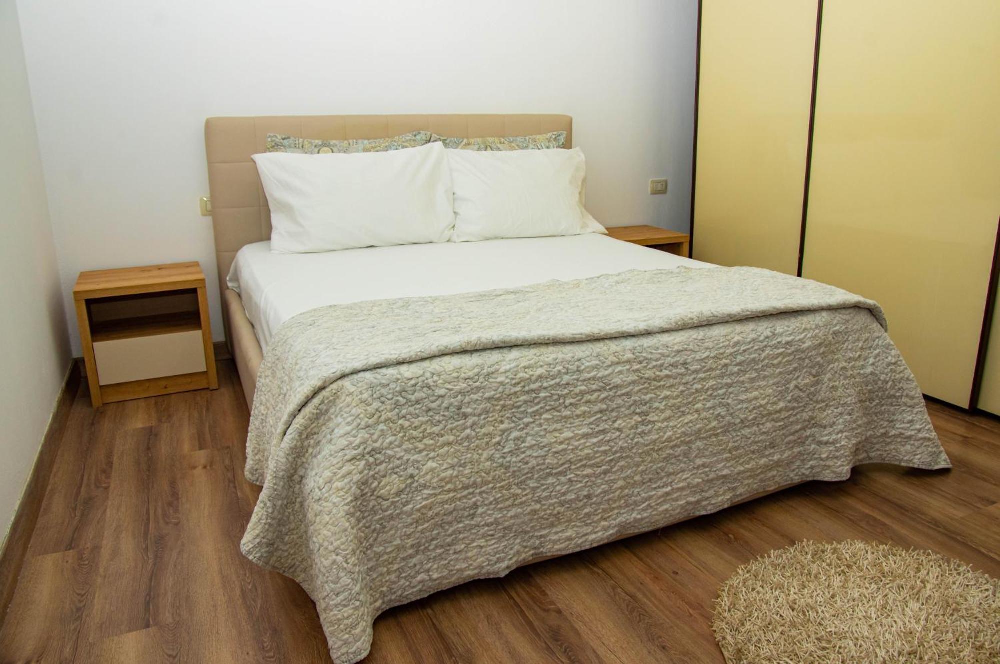 Lucas Central Relaxing House Тирана Екстер'єр фото