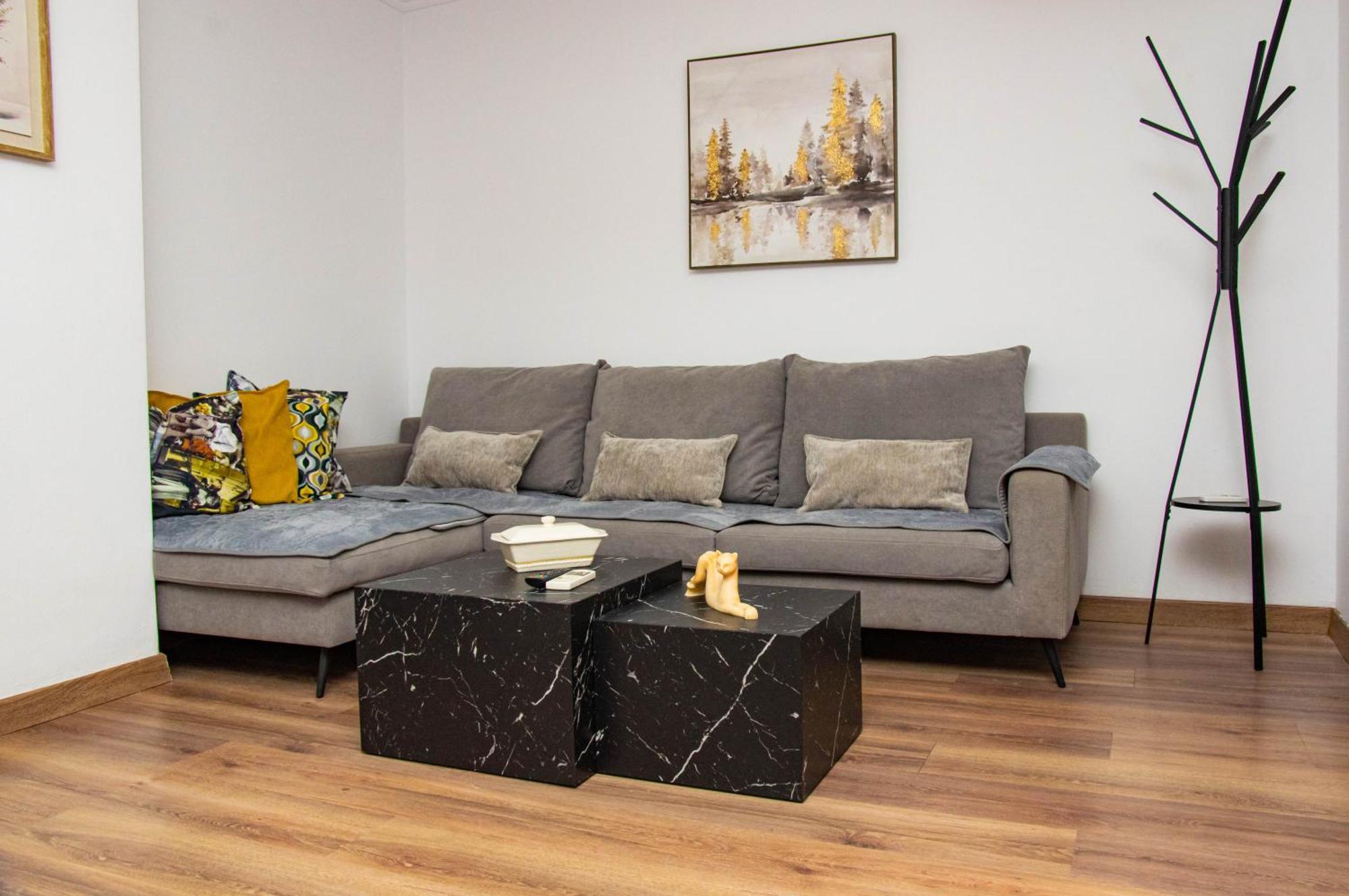 Lucas Central Relaxing House Тирана Екстер'єр фото